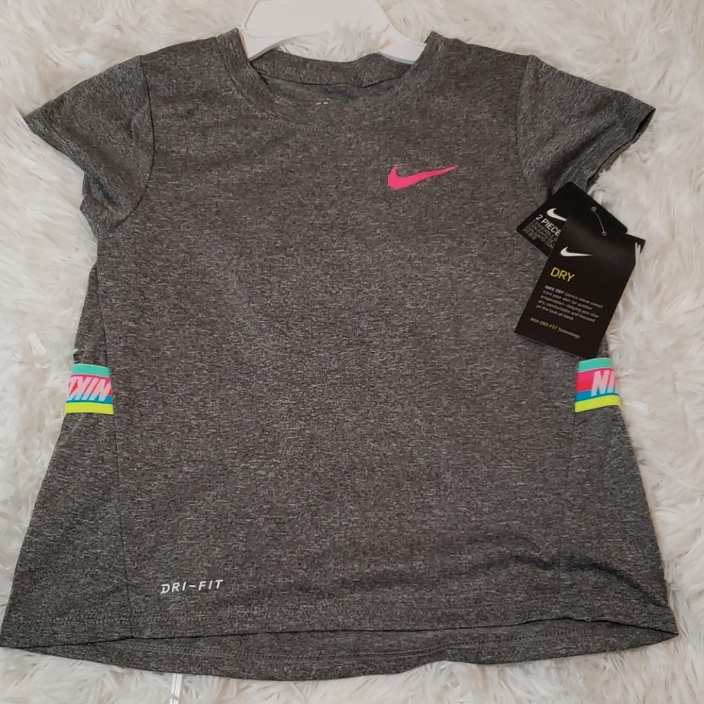 Nike Girls 2pc Set - Picture 4 of 8